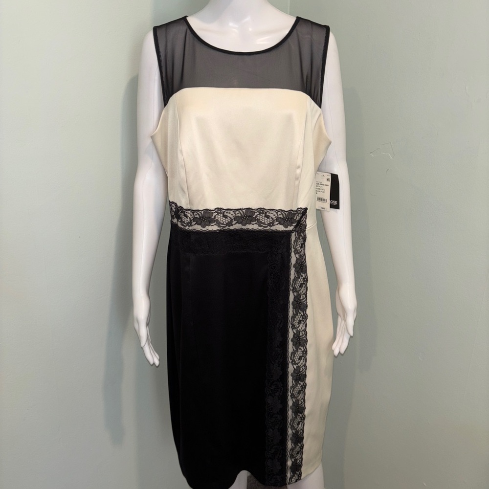 NWT Melrose Black and Cream White Knee Length Dress with Lace Detailing - 16